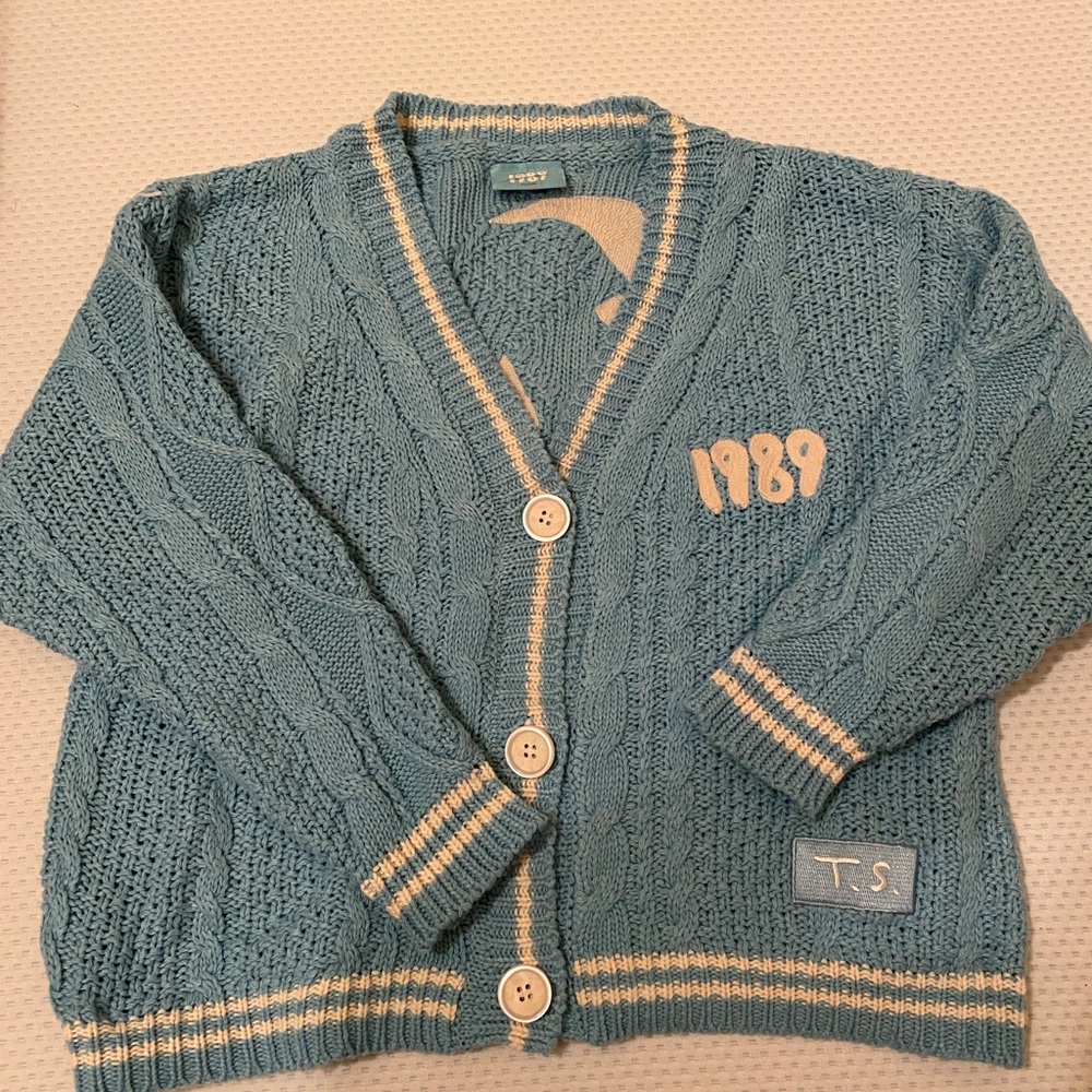 XS/S 1989 Taylor Swift cardigan